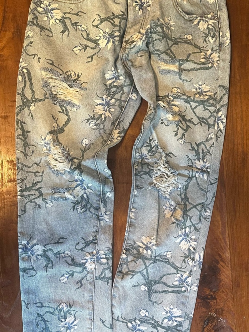 MNML Blue Denim Jeans with White Floral Print